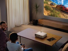 Az Epson Home Cinema 1100 projektor (a képen) megjelent az Egyesült Államokban. (Kép forrása: Epson)