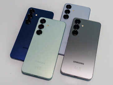Samsung Galaxy S25 okostelefon felülvizsgálata (kép forrása: Daniel Schmidt)