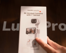 Az Insta360 Luna Pro kiskereskedelmi csomagolása.