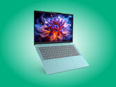 Az IdeaPad Slim 3 14IWC11 modell Jelly Mint kivitelben érkezett meg Európába.