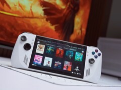 Moddolt Asus ROG Ally 90Wh-s akkumulátorral és egyedi 3D nyomtatott hátlappal, SteamOS-t futtatva, és AAA és indie játékok könyvtárát mutatja be a kezdőképernyőn. (Kép forrása: Miner TechTips / YouTube)