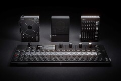A Field System mostantól fekete színben fog megjelenni, kivéve az OP-1 Field-et, ami a képen nem látható (Kép forrása: Teenage Engineering)