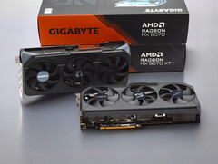AMD Radeon RX 9070 XT GPU-k