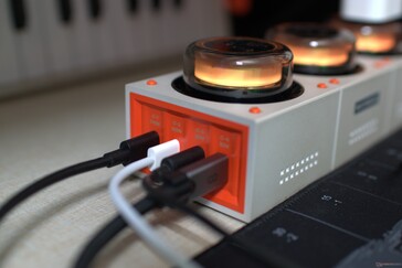A Moonbase-t az összes USB-C port egyidejű használatával teszteltük.
