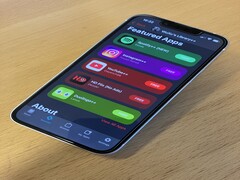 Az Altstore Classic hozzáférést biztosít néhány meglehetősen kétes forráshoz. Az ingyenes Spotify előnyei nem feltétlenül ellensúlyozzák a kompromittált eszköz előnyeit (Kép forrása: Notebookcheck)