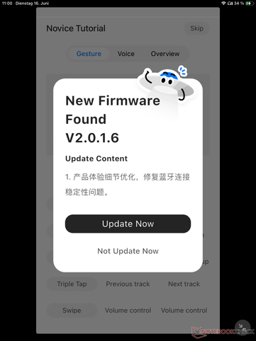 A csatlakoztatás után azonnal, egyszerű módon elvégezhető a firmware-frissítés.
