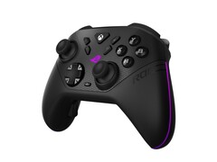 A ROG Raikiri II Xbox vezeték nélküli vezérlő előlapján és oldalán LED-es lámpák világítanak. (Kép forrása: Asus ROG)