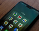 A képen egy Android okostelefon látható