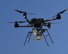 Az ejtőernyőt szállító airbone drón (Kép forrása: NASA és Christopher LC Clark; kivágva)