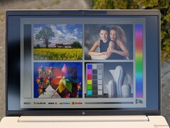 Kültéren, fényes borult időjárás mellett