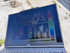 Kültéren, napfényben