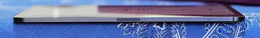Fent: mikrofon, Apple Pencil dokkoló, hangerő fel/leállítása
