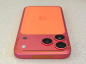 A narancssárga iPhone 17 Pro Max rózsaszínűvé válik