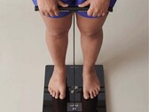A BodyFit beépített elektródákkal ellátott fogantyúval rendelkezik
