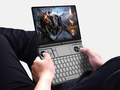 A GPD a Win Maxot Ryzen AI Max+ 395-tel kínálhatja. A képen: az AI 9 HX 370-es változat. (Kép forrása: GPD)