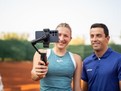 A Hohem V3 Ultra okostelefonos gimbal akár 400 gramm (0.88 lbs) hasznos terhelést is képes kezelni (Kép forrása: Hohem)