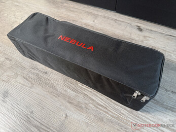 A képernyő ebben a kompakt táskában van