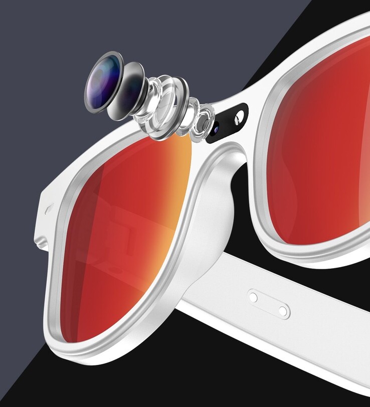 A 8 megapixeles központi kamera. (Kép forrása: Rollme)