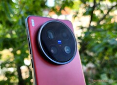 Vivo X200 Ultra: Sok okostelefon-rajongó álma most olcsóbb importálni, mint közvetlenül Kínában vásárolni (Kép forrása: Notebookcheck)