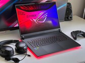 A 18 hüvelykes gamer nagyszerű mini LED és egy RTX 5090 laptop - Asus Strix SCAR 18 G835LX felülvizsgálata