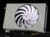 A Zephyr piacra dobja a gyönyörű, teljesen fém RTX 4070 Sakura Snow X-et (Kép forrása: Zephyr)