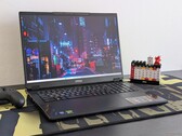 MSI Stealth 18 HX AI laptop felülvizsgálata: Az eddigi leghordozhatóbb 18 hüvelykes gamer