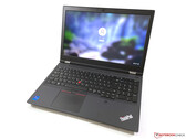 Lenovo ThinkPad P15 Gen 2 laptop rövid értékelés: Hagyományos munkaállomás új GPU-kkal