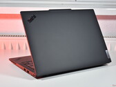 A Ryzen 9 CPU kiemeli ezt a Lenovo ThinkPadet: A képen látható 14 hüvelykes ThinkPad laptopok közül a legtöbb CPU-teljesítményt kínálja a kompakt mobil munkaállomás: Lenovo ThinkPad P14s Gen 6 AMD (kép forrása: Benjamin Herzig)