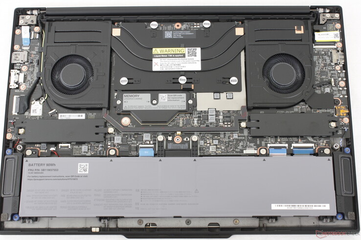 A ThinkPad P1 Gen 8 azon kevés laptopok egyike, amelyek támogatják az LPCAMM2 memóriát