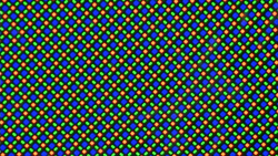 Az OLED kijelző RG/BG szubpixel mátrixot használ, amely piros, kék és zöld LED-ekből áll az élénk színvisszaadás érdekében.