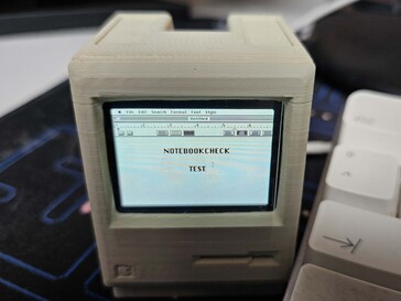 A MacWrite a Pico Mac Nanón ugyanúgy működik, mint annak idején.