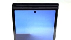 Az Evan Blass szerint az első Samsung tri-foldable a kereskedelmi forgalomban Galaxy Z TriFold néven lesz ismert. (Kép forrása: Omokgyo Electronics Market)