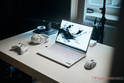 A Legion 7 16IAX10 egy nagyon jó ultra-hordozható gamer