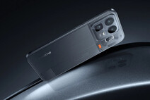 Realme Neo8 Mecha Gray színváltozatban (Kép forrása: Realme)