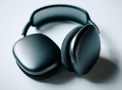 Appleaz AirPods Max ideiglenesen megjavítható, ha egy órára fagyasztóba helyezzük őket (Kép forrása: Sam Grozyan)