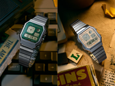 A Casio A130WE-3AJF (balra) és az A130WE-9AJF (jobbra).