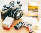 Az OPT100 NeoFilm úgy néz ki, mint egy 35 mm-es filmtekercs, de egy funkcionális digitális fényképezőgép