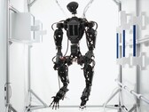 Az Orbit Robotics Helios nevű humanoid robotjának négy karja van, de lábai nincsenek, mivel az űrben nincs rájuk szüksége.