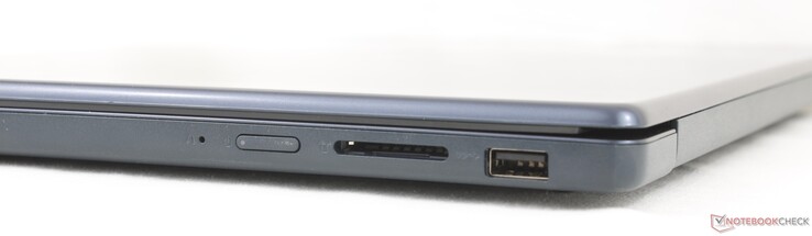Jobb oldalon: OneKey Recovery, bekapcsológomb, SD-kártyaolvasó, USB-A (5 Gbps)