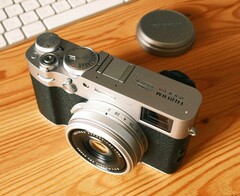 Szeptembertől a Fujifilm X100 VI ára 200 euróval magasabb lesz, mint korábban.