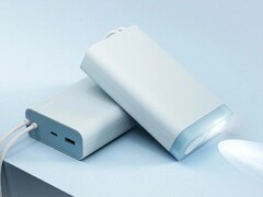 Az Oppo a SuperVOOC 45W Super Flash Charge Power Bank 20000 (képünkön) készüléket dobja piacra Kínában. (Kép forrása: Oppo)