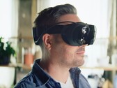 A Steam Frame VR-szemüveg fejpántja látható a képen