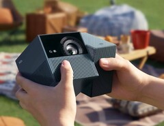 A TCL PlayCube kompakt, kocka alakú házzal rendelkezik. (Kép forrása: TCL)