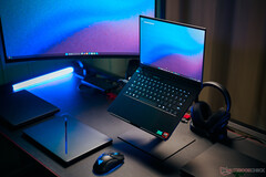 Razer Blade 14 2025 (kép forrása: Notebookcheck)