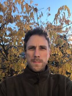 Szelfi a Xiaomi 15T-vel