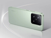 A Xiaomi 16 a képen látható Xiaomi 15 helyettesítésére készül, sokkal nagyobb akkumulátorral és más figyelemre méltó fejlesztésekkel. (Kép forrása: Xiaomi)