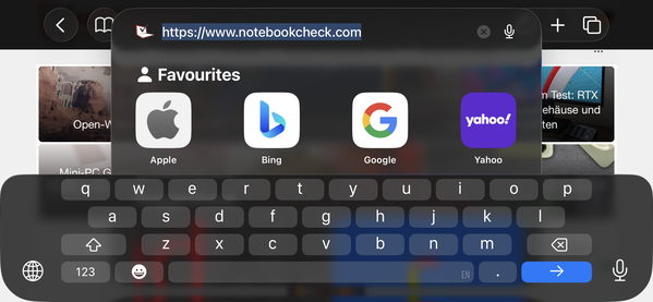 Billentyűzet tájkép (Safari Mobile 26)