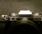 Az itt bemutatott Fujifilm X-T5 modell várhatóan hamarosan utódra lel.