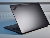 Egy Yoga kinézete, egy ThinkPad minősége, egy ThinkBook funkciókészlete: Lenovo ThinkPad X9-14 elmosódik a határ (képünkön: Lenovo ThinkPad X9-14 G1 Aura Edition, kép forrása: Lenovo ThinkPad X9-14 G1 Aura Edition: Benjamin Herzig)