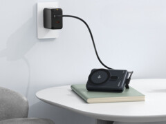 Megérkezett a Selore&S-Global Magnetic Power Bank 10,000mAh (a képen). (Kép forrása: Selore&S-Global, szerk.)